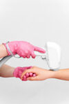 leaser_hand